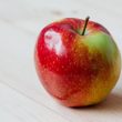 خرید نهال سیب دو رنگ با کیفیت ترین نهال با تخفیف ۵۵%
